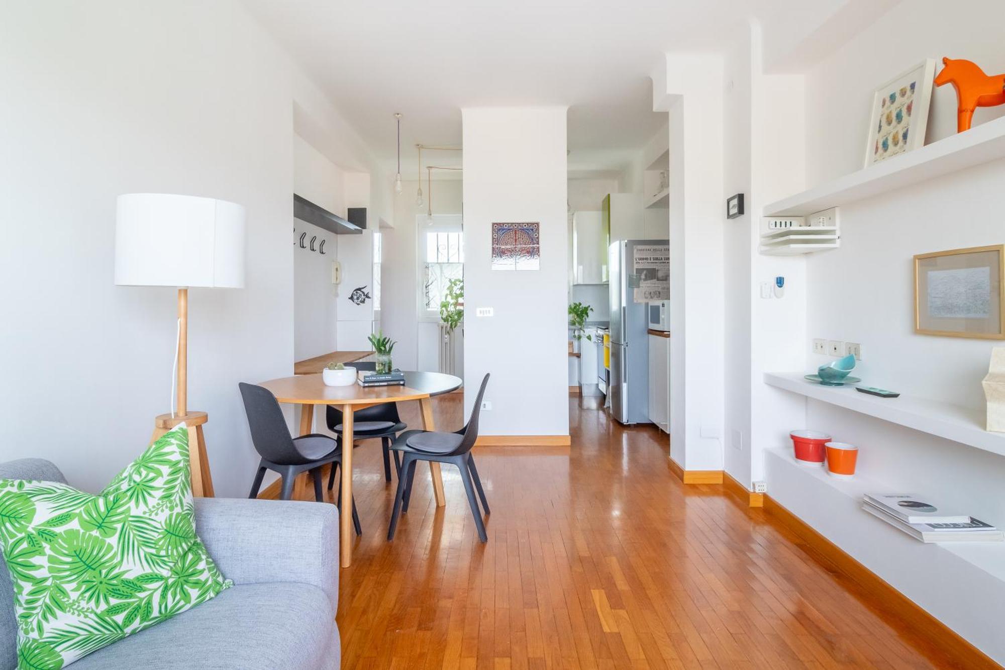 Appartamento Trilocale In Via Pogatschnig 40 -- San Siro-rho Fiera-duomo Milano