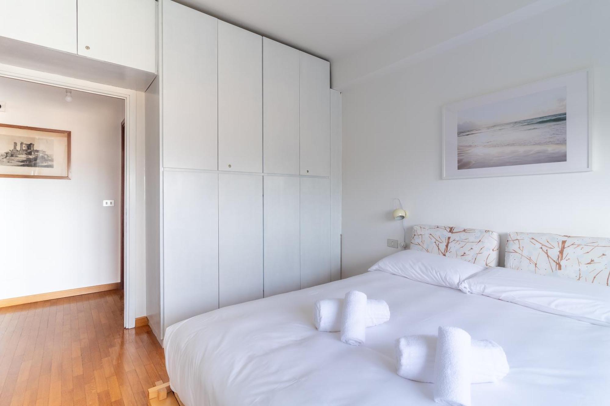 Appartamento Trilocale In Via Pogatschnig 40 -- San Siro-rho Fiera-duomo Milano
