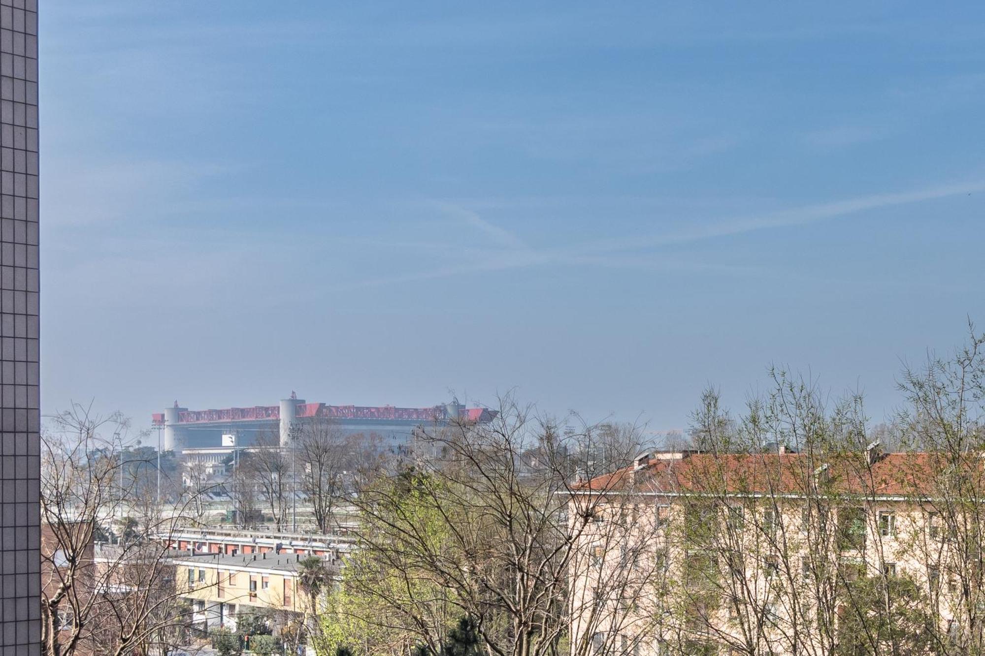 Appartamento Trilocale In Via Pogatschnig 40 -- San Siro-rho Fiera-duomo Milano